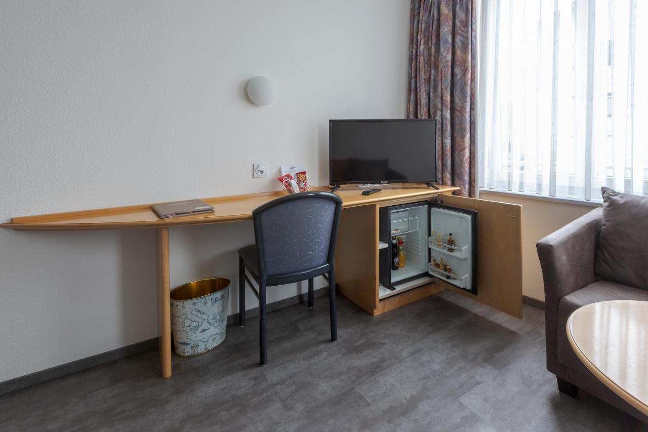 Hotel Rynach Reinach  Dış mekan fotoğraf